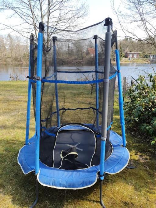 Ferienhaus Blauer See Mit Optionalem Hot-Tub Bockhorn  Εξωτερικό φωτογραφία
